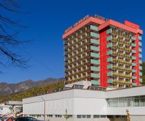 Complex Balnear Cozia Caciulata